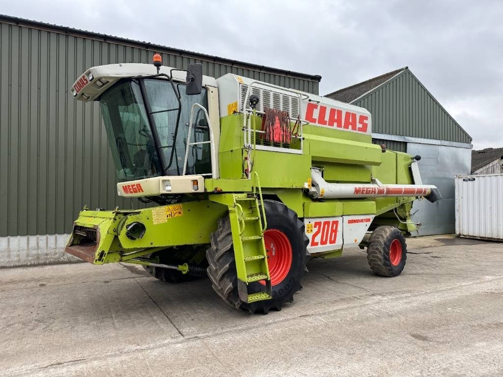 Erntemaschine CLAAS DOMINATOR MEGA 208