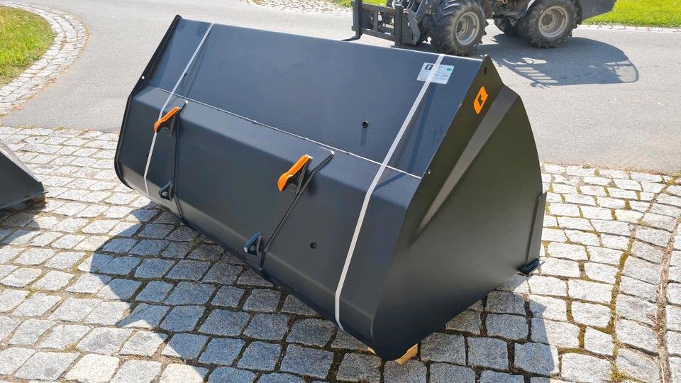 Buckets Quicke / Ålö VM+ Bucket 240 Euro