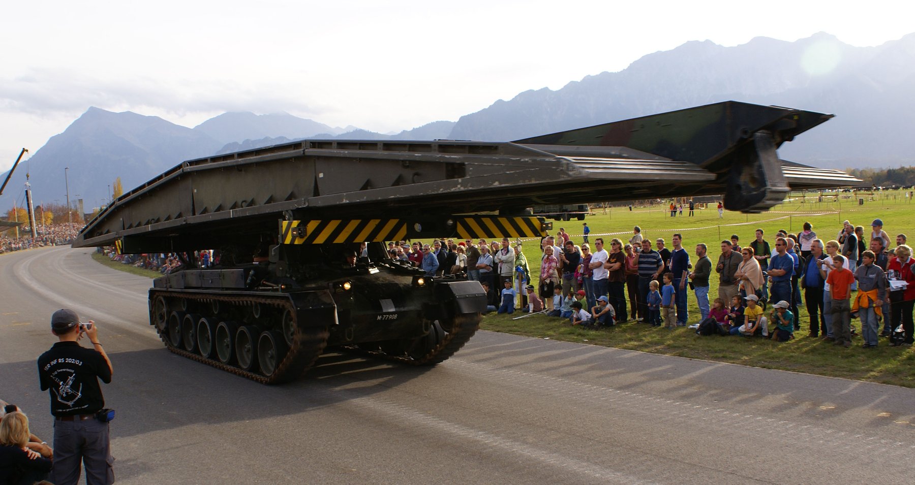 Maszyna Eidgenössische Konstruktionswerkstätte Thun Brückenpanzer 68