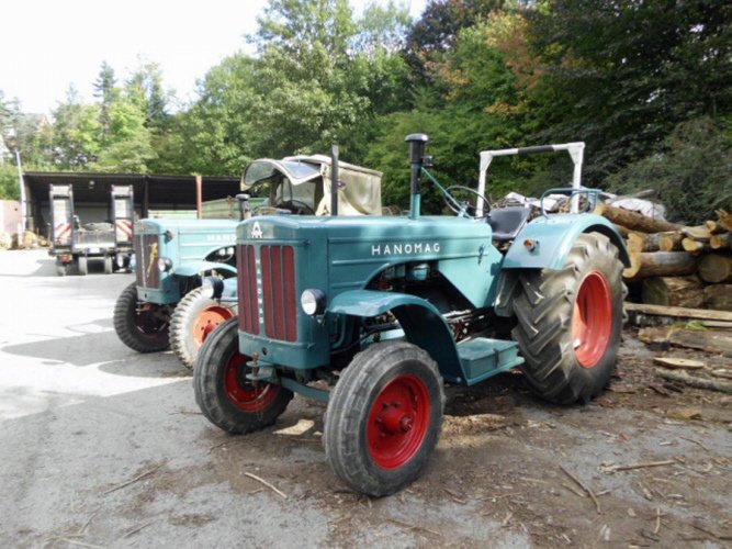 Tractor Hanomag R 40 Holzgas