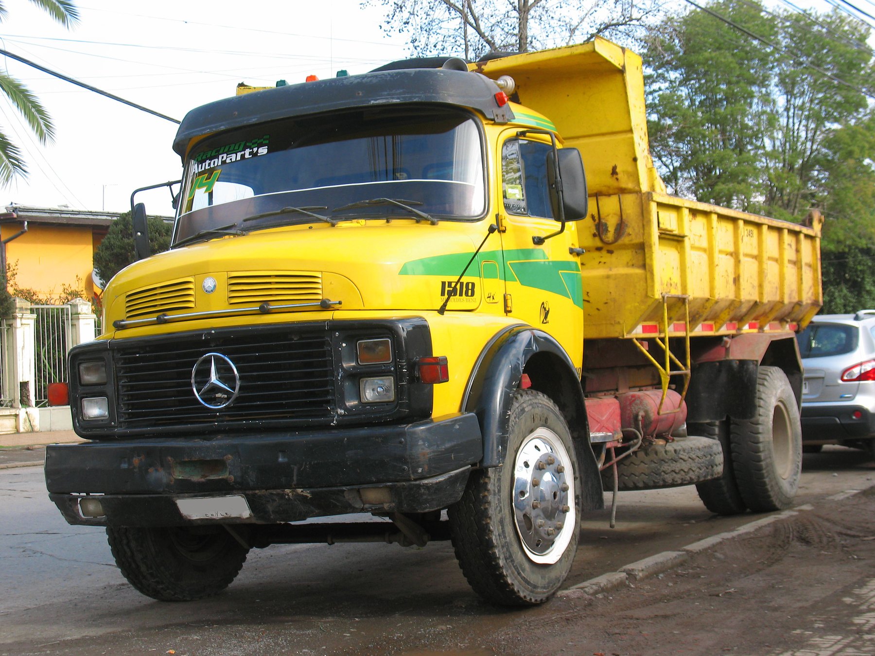 Truck Mercedes Benz 1518