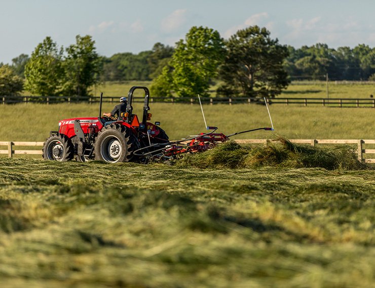 Grünland & Futter Massey Ferguson TD404 DSR