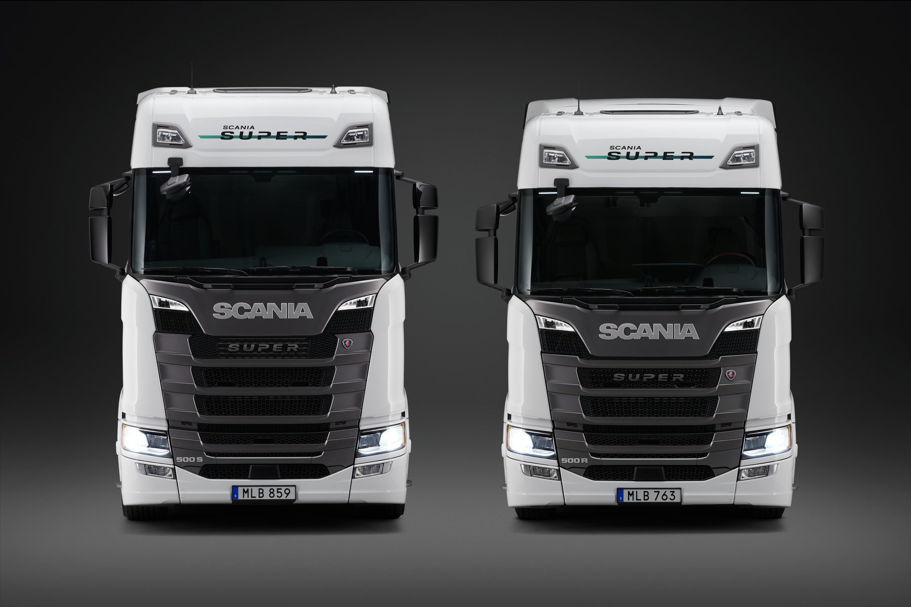 Truck Scania 11 LB-A-6X4/390+135