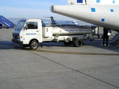 PINON-AEROTEC Potable Water Vehicles & Dollies