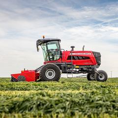 Hesston 9330 Self-Propelled