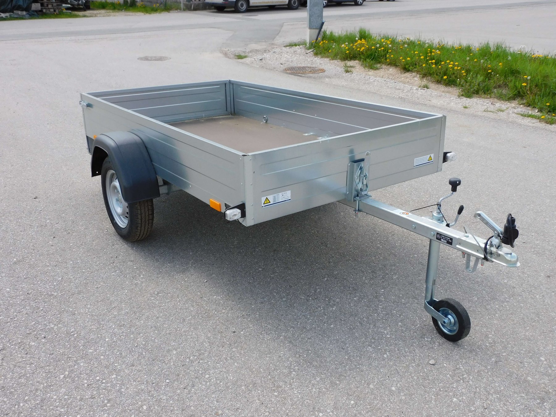 Przyczepki do 750 kg KIVIMÄKI PV 750