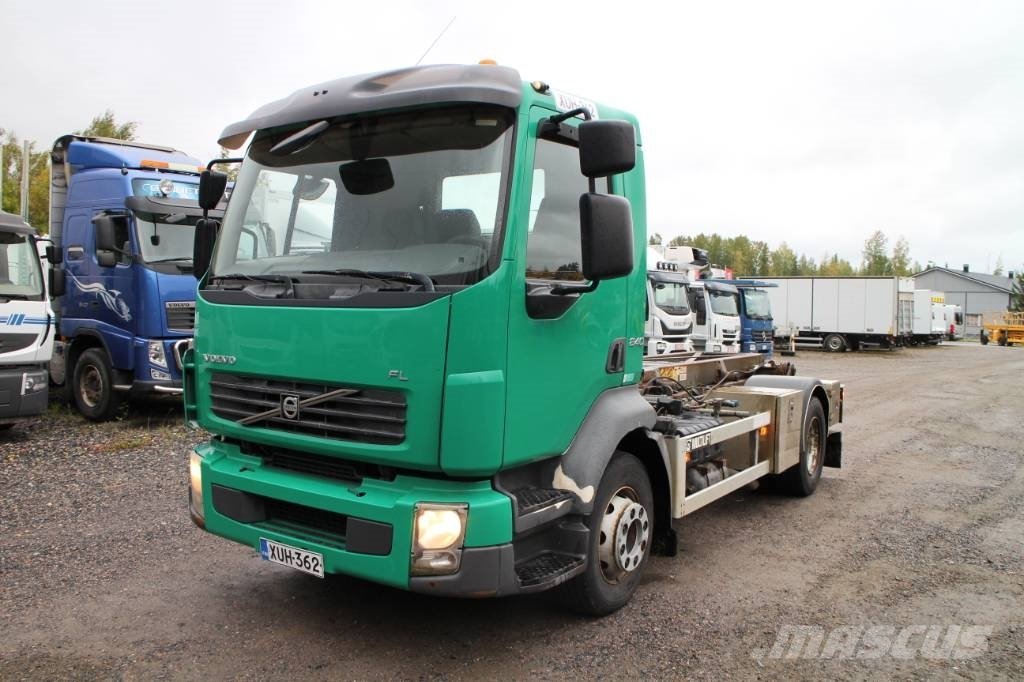 Truck Volvo FLH 240 4X2