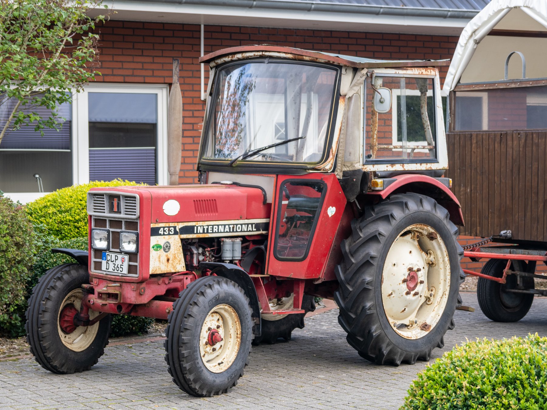 Tractor International Harvester 433