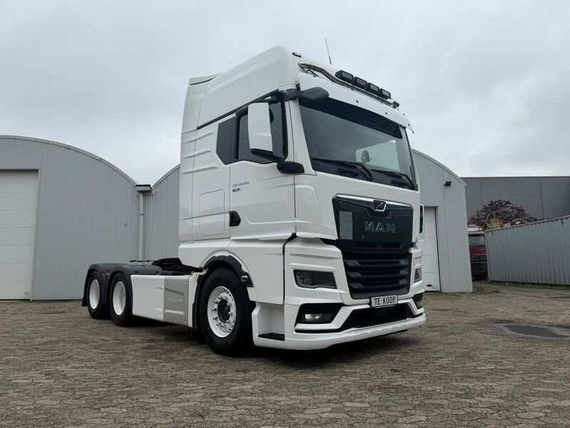 Lastwagen MAN 28.400 6X2-2 BLS