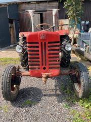 McCormick D-324 STANDARD