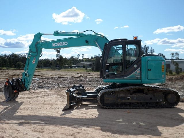 Excavator Kobelco ED160-5 BLADE RUNNER