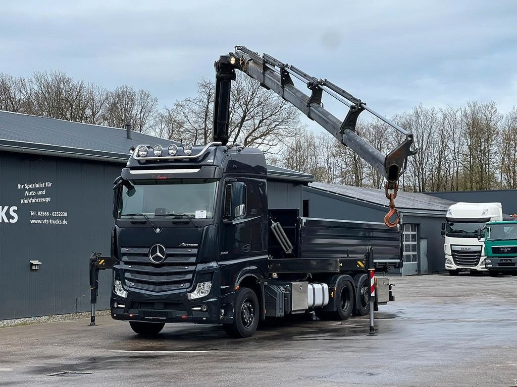Truck Mercedes Benz Actros 3253 LK