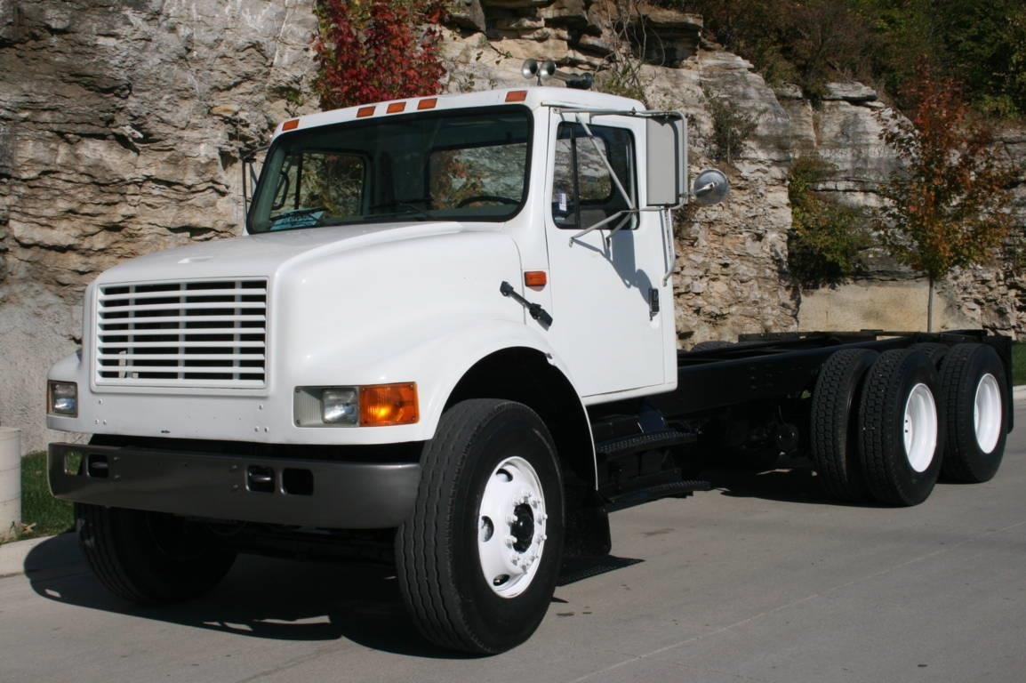 Lastwagen International 4900 4X2