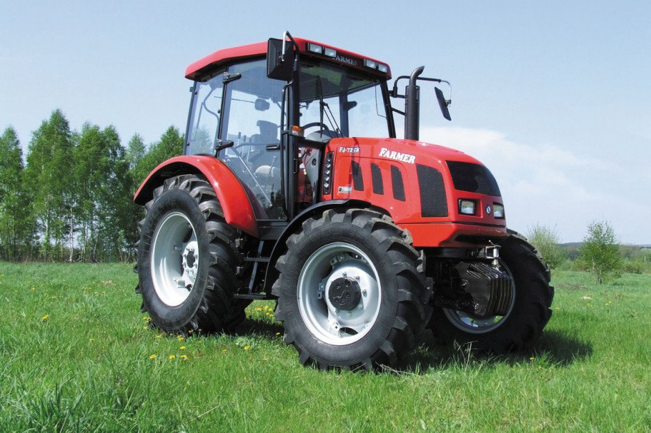 Tractor Farmer F4-6258