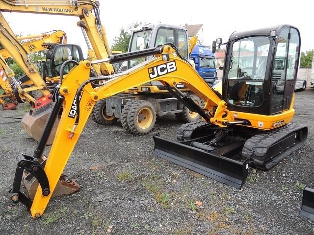 JCB 8040ZTS
