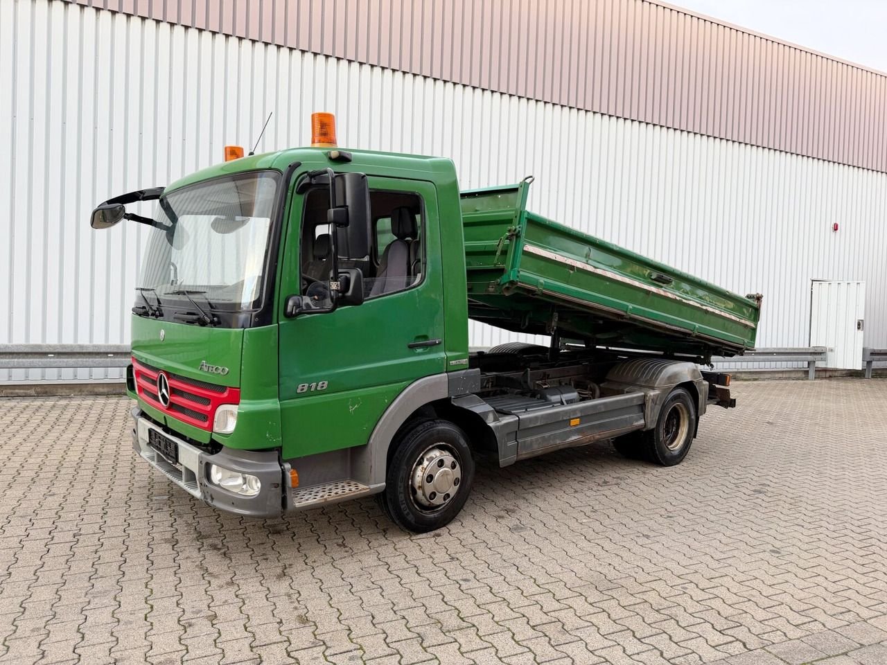 Truck Mercedes Benz 818L