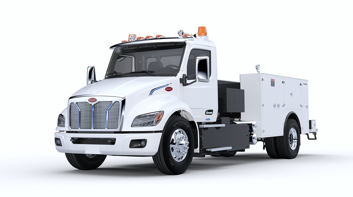 Truck Paccar Model 537EV
