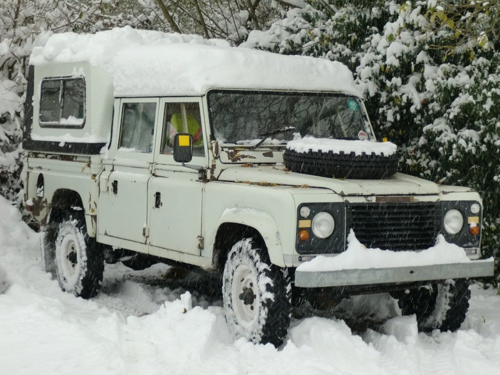 Van Land Rover 127