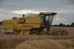 New Holland CLAYSON 80/80