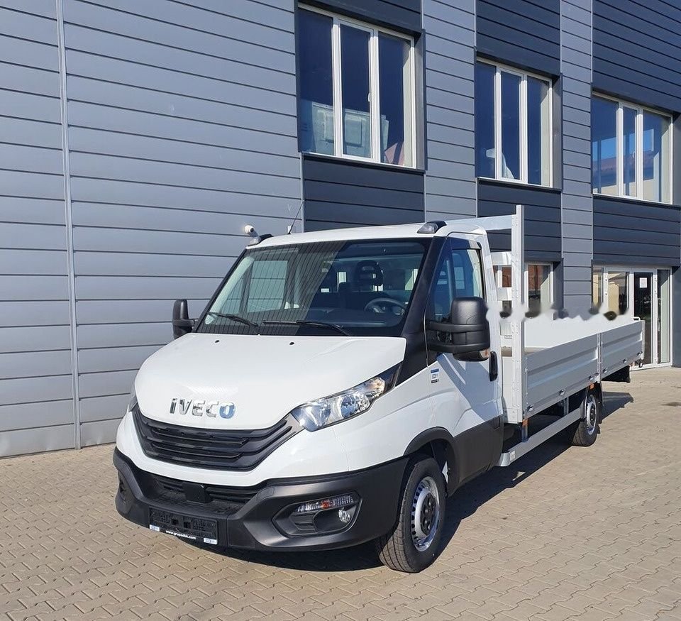 Transporter Iveco 55S18 W