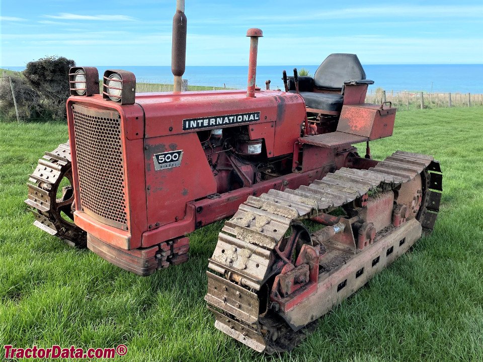 Heavy-duty on-road engines International A500