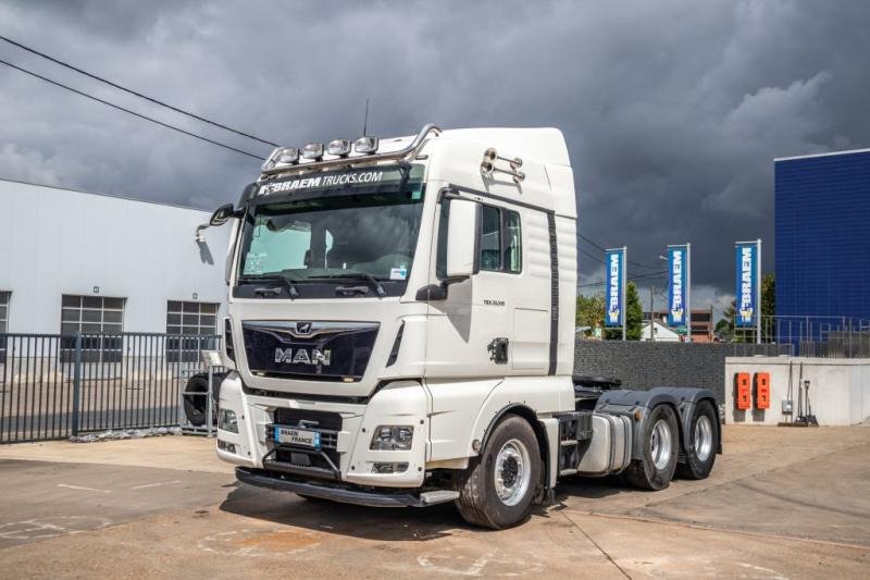 MAN 33.680 6X4 BL EEV