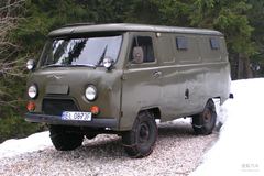 Uaz Umpikorinen (BB) 5ov 2440cm3