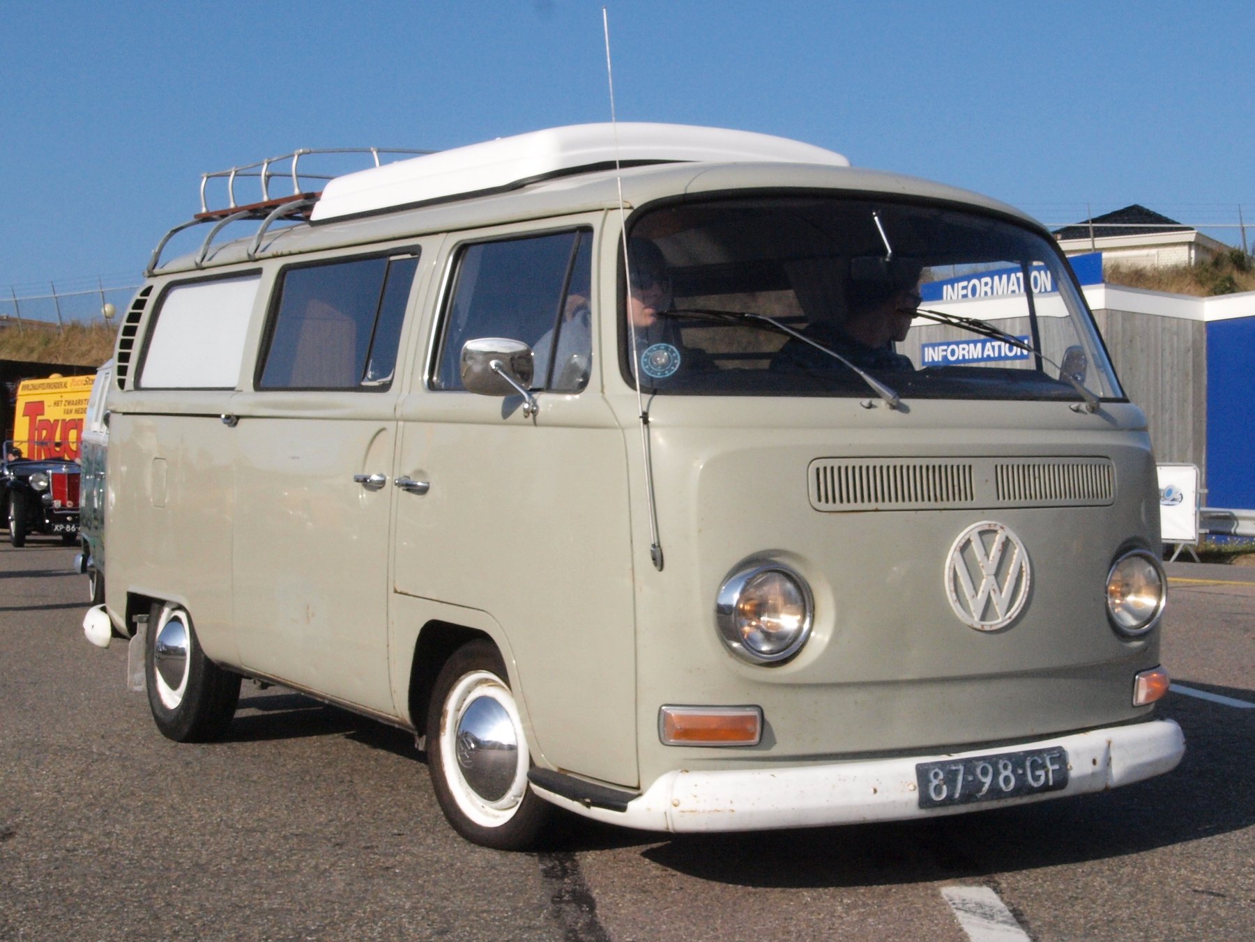 Van Volkswagen 231011