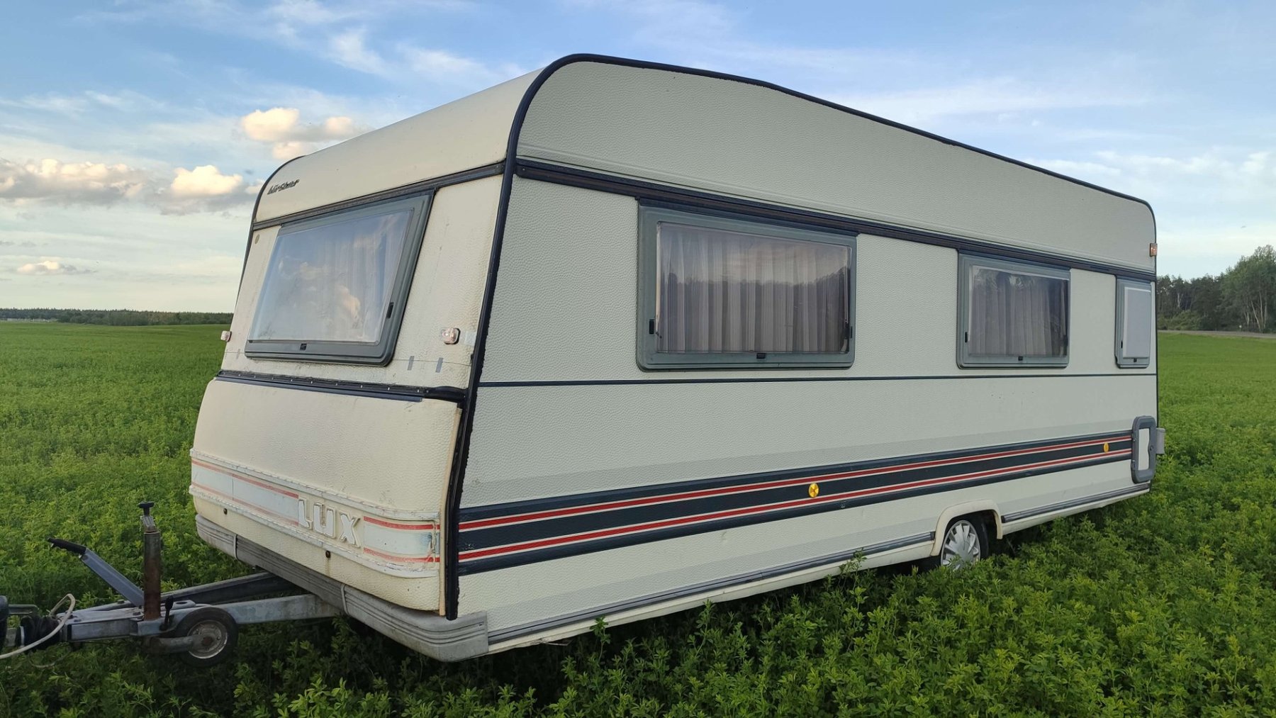 Anhänger Buerstner LUX 550 TS