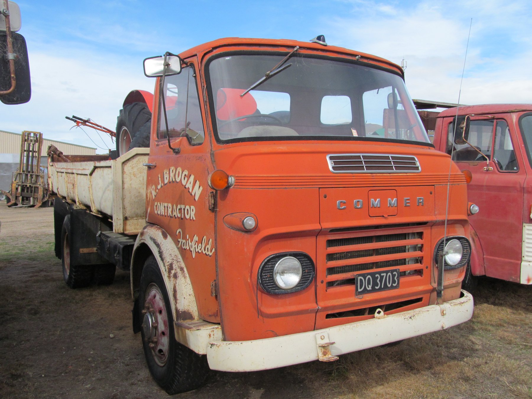 Commer VAK 641