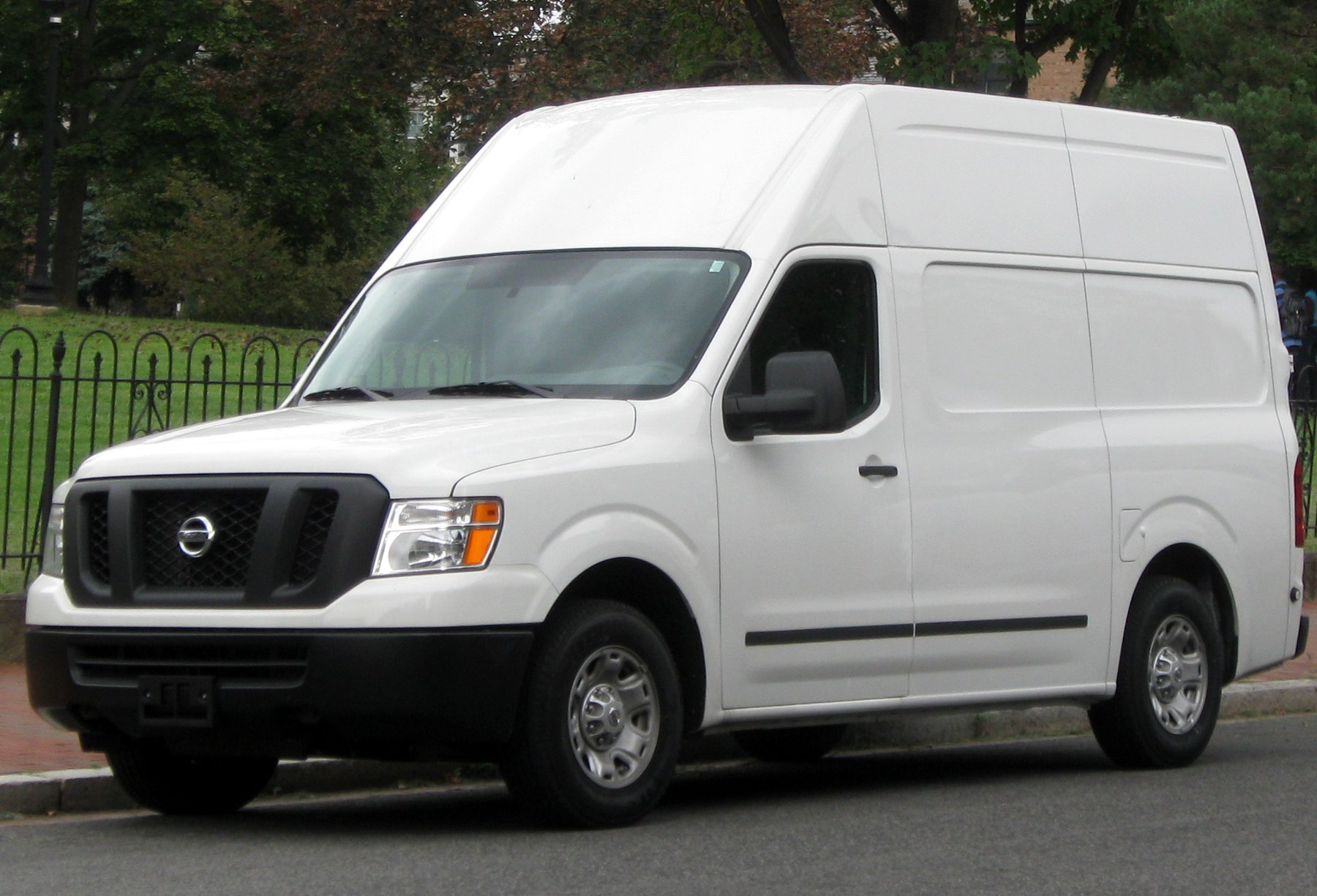 Van Nissan 2,3 DCI 92KW