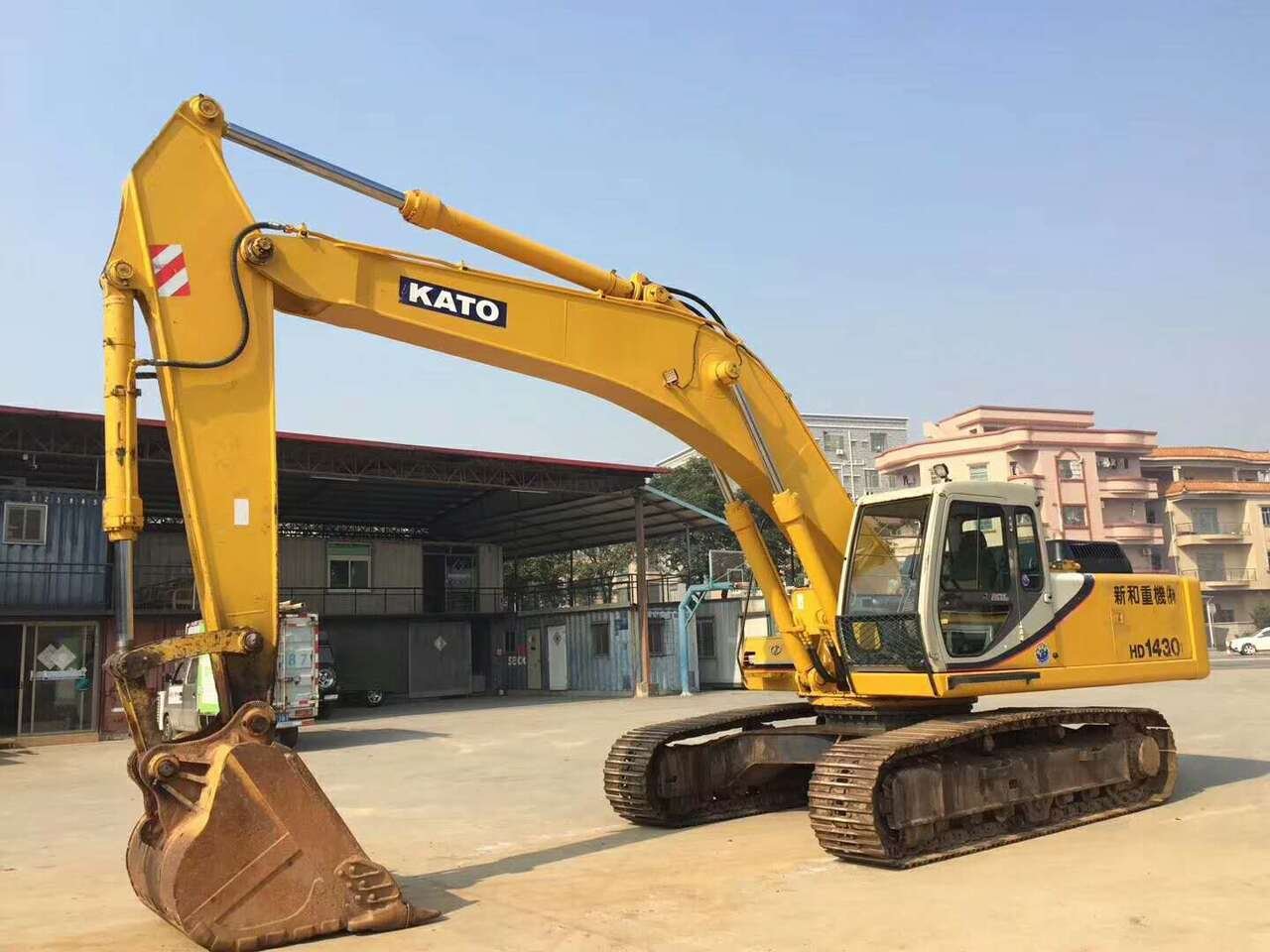 Kato HD1430