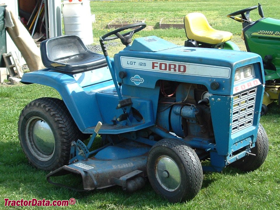 Aufsitzmäher Ford LGT-125