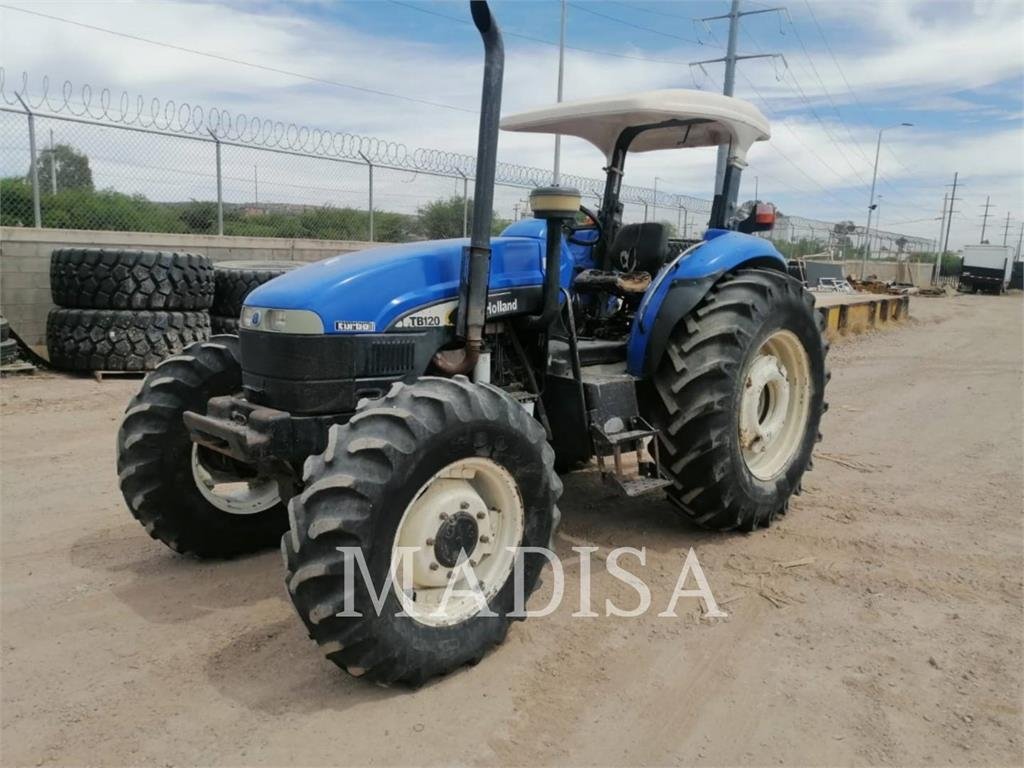 Tractor New Holland TB120 All-Purpose 4WD