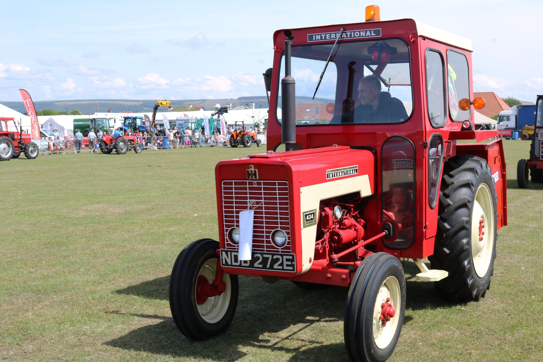 International 434