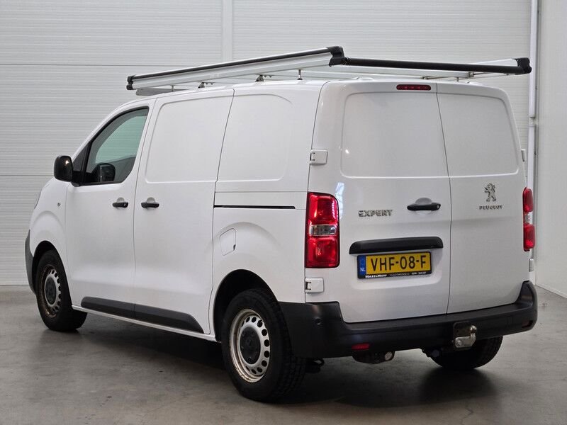 Van Peugeot 220C 1.9D - 500