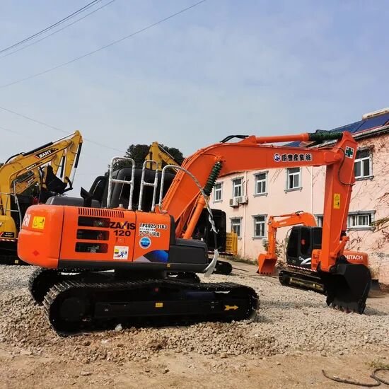 Minibagger Tata Hitachi EX40
