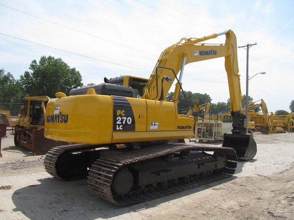 Bagger Komatsu PC270LC-8
