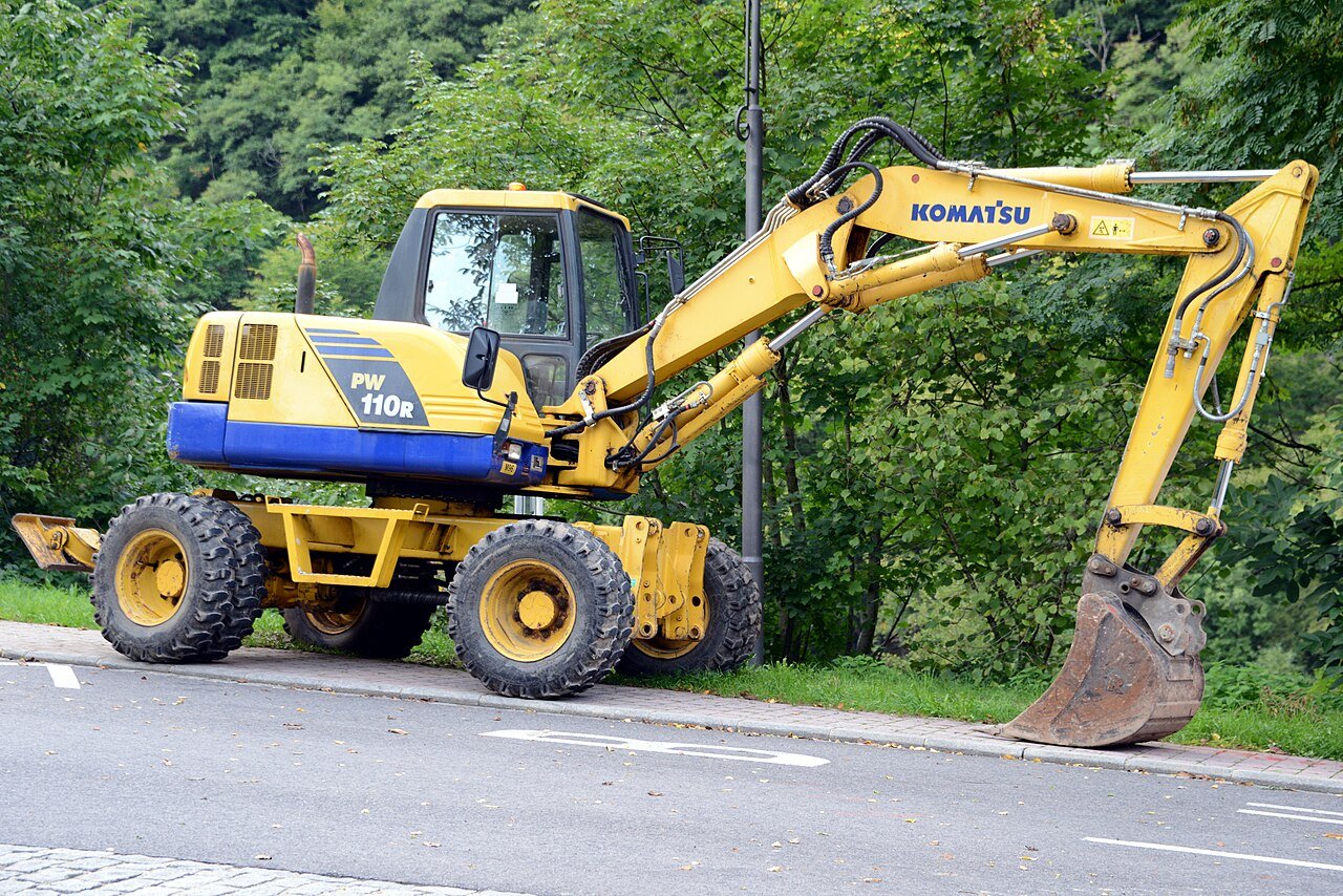 Komatsu PW100-3