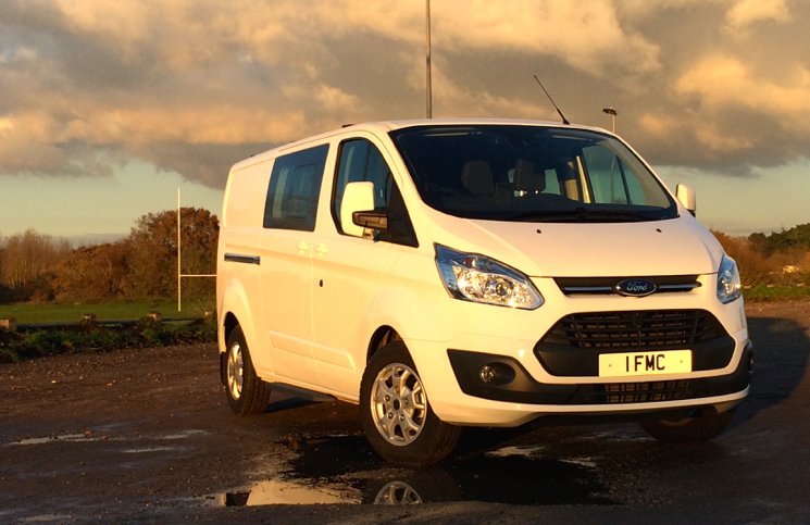 Transporter Ford TRANSIT 100L-EFASJL-DOUBLE CAB/357