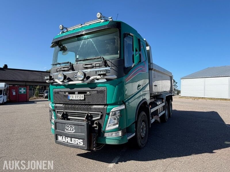 Truck Volvo FH 12 8x4