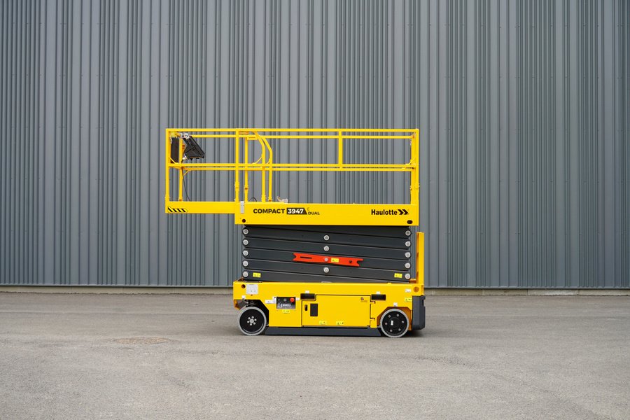 Aerial work platforms Haulotte COMPACT 3947 E