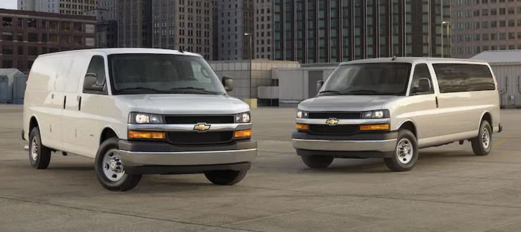 Samochód dostawczy Chevrolet CHEVROLET COMM