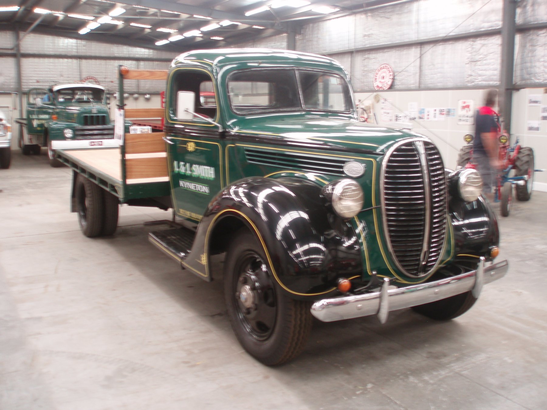 Truck Ford 85 FIRETRUCK