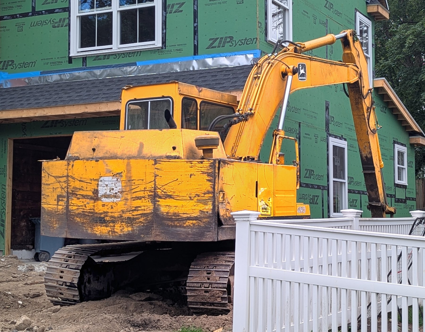 John Deere 490