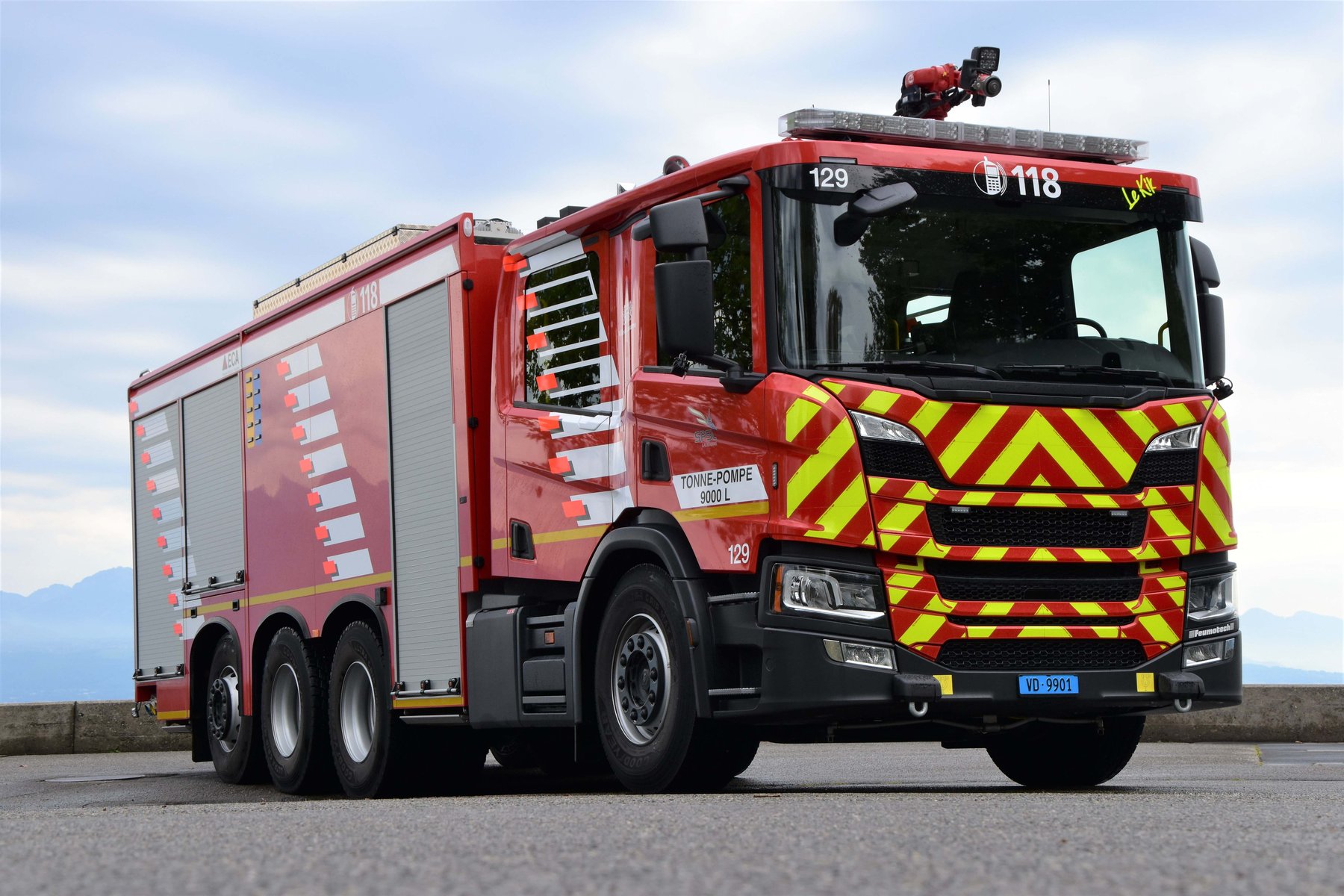 Truck Scania P 500 B8x4*4NB