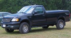 Ford F-150 4X4 SPORT