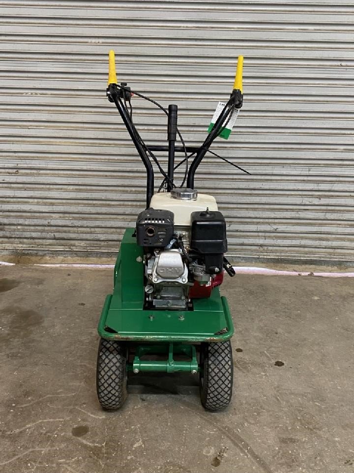 Turf care Billy Goat SC 122 H - Billy Goat 12in Sod Cutter