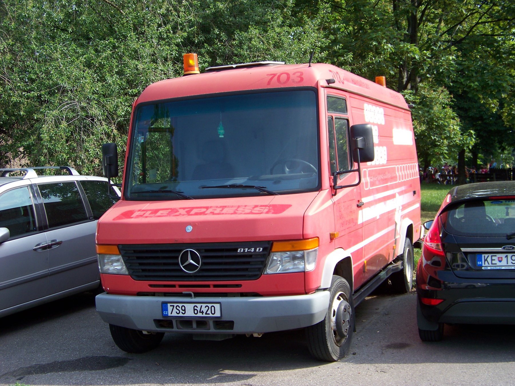 Truck Mercedes Benz 814 D