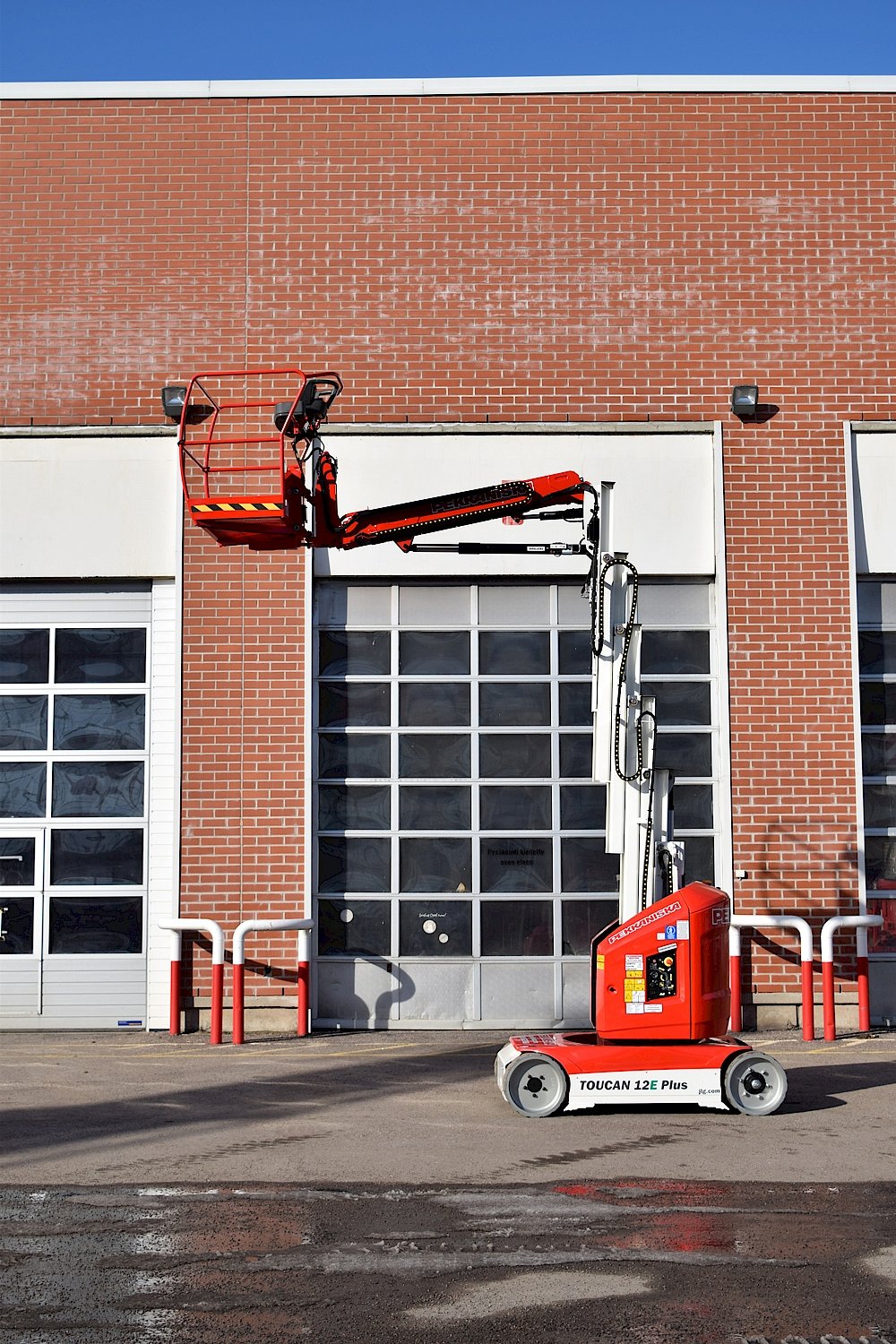 Arbeitsbühnen JLG TOUCAN 12E PLUS